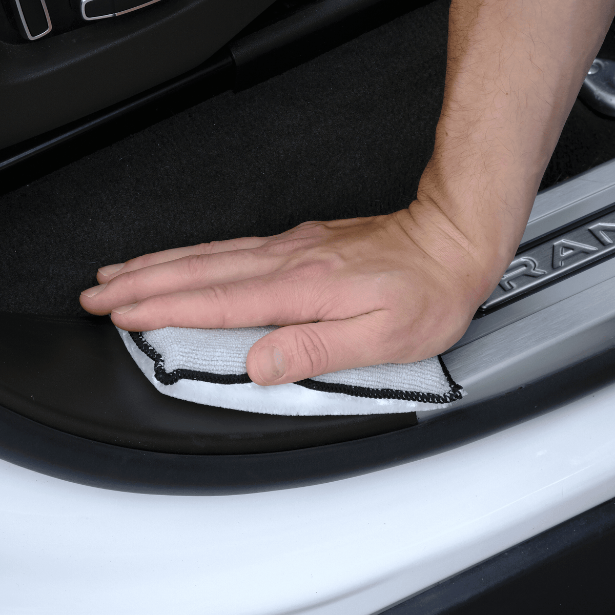 Interior Microfibre
Scrubbing & Applicator
Pad